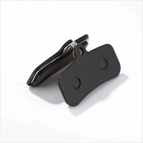 רפידות בלם 4 בוכנות לאופניים / קורקינט חשמלי – כוח בלימה גבוה ובטיחות משופרת
