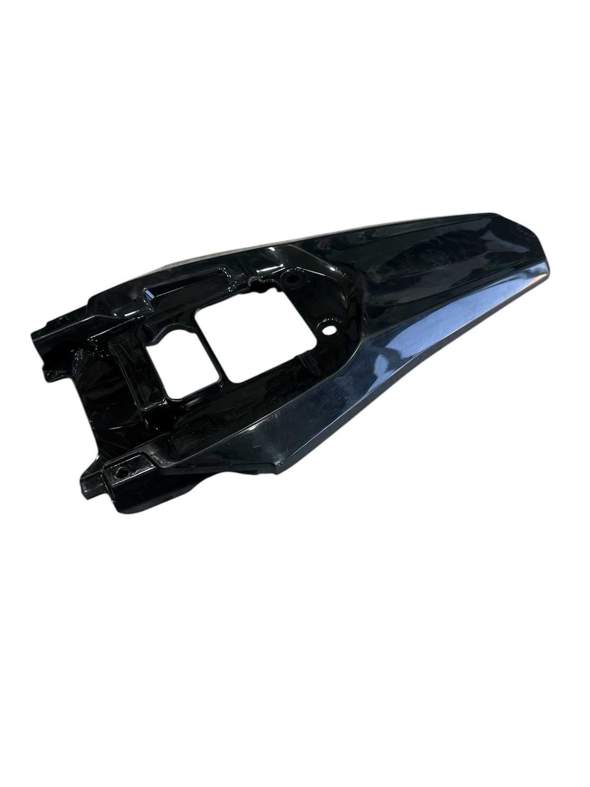 כנף אחורית לסורון אולטרה בי (Surron) – מגן בוץ איכותי ועמיד, להגנה על הרוכב והאופנוע מלכלוך ומים