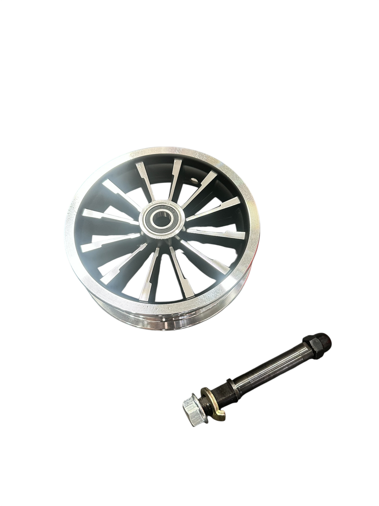 גלגל (ג'אנט) עם הכנה לדיסק לקורקינט חשמלי אינוקים אוקס